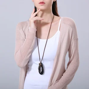 Collier Long Motif Feuille en bois