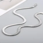 collier femme en acier argenté