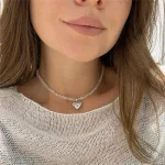 Collier en alliage de zinc